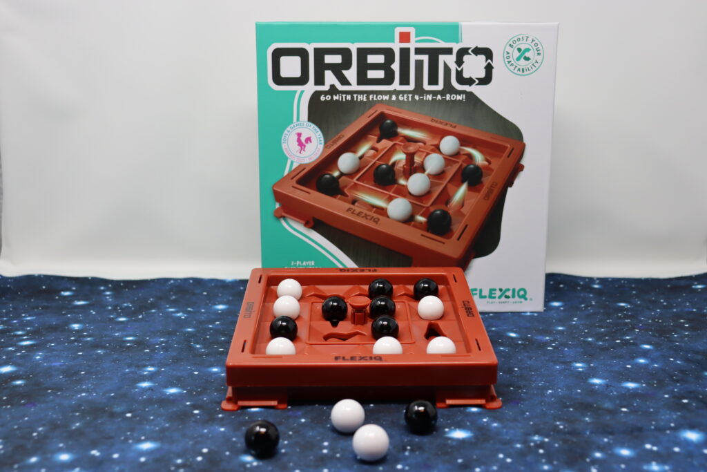 Schachtel und Spielbrett von Orbito
